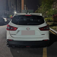 Becquet Nissan Qashqai J11 2016-2021 Central de Coffre en ABS, Rouge, Blanc, Noir, Carbone ou à Peindre