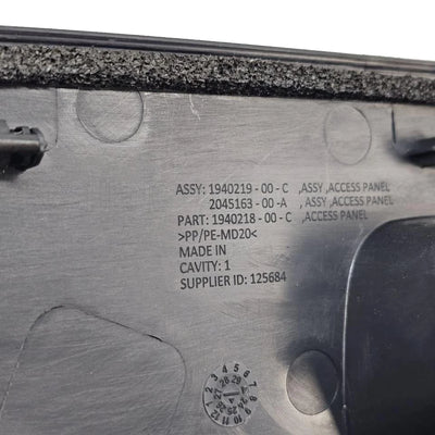 Bouton d'Ouverture de Coffre Tesla Model Y Juniper 2025