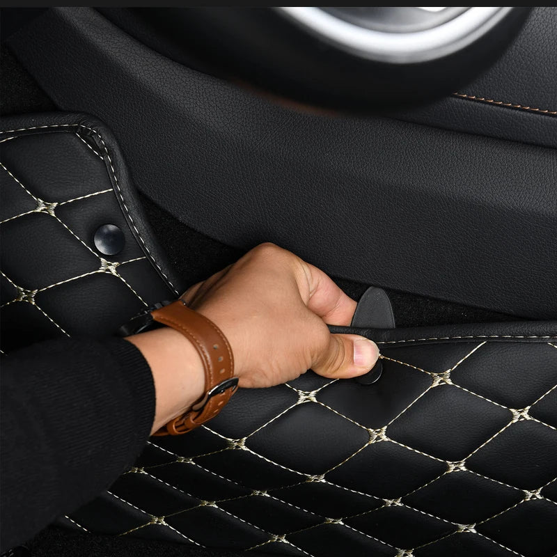 Tapis de Sol Renault Clio 4 2013-2018 Cuir Surpiqué Sur Mesure Jeu Complet Avant et Arrière