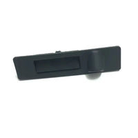 Bouton de Hayon Électrique Tesla Model 3 Model Y 1095949-00-E — gros plan