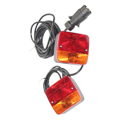 Feux Arrière LED Universels pour Remorque 12V 7 Broches