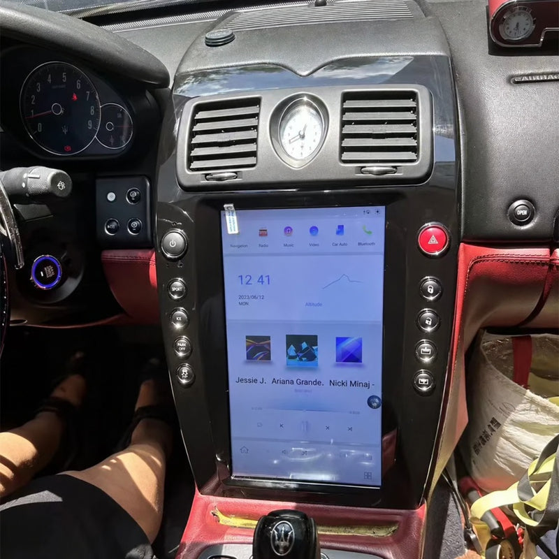 Autoradio Android Maserati Quattroporte 2004-2007 Écran Vertical 13,9 pouces CarPlay Sans Fil GPS DSP