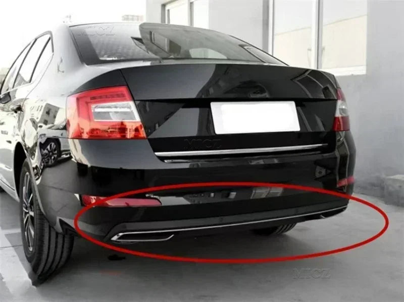 Diffuseur Arrière Noir avec Contour Chromé Skoda Octavia 4 Portes et 5 Portes 2014-2017