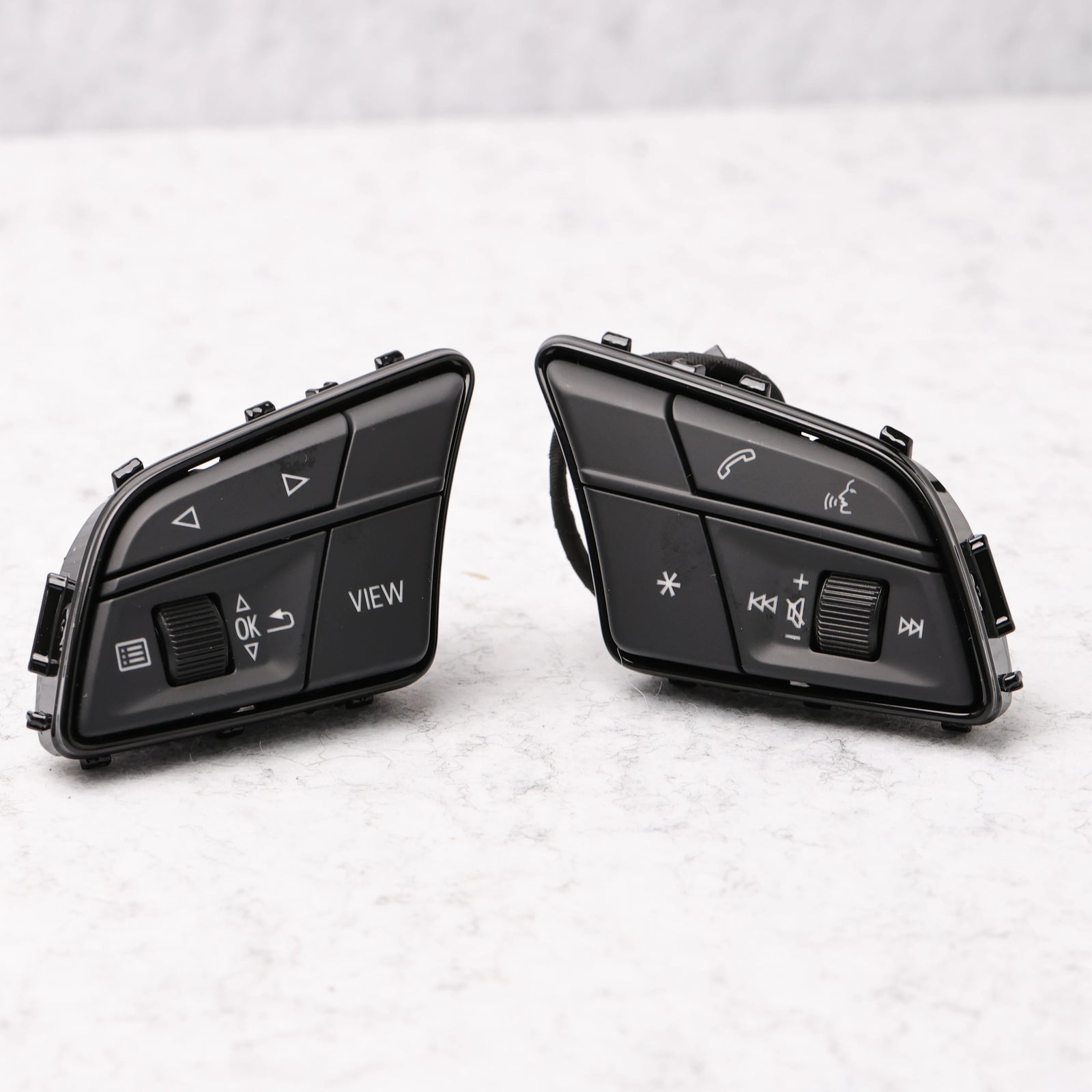Boutons de Volant Multifonction Audi A4 B9 A3 8Y