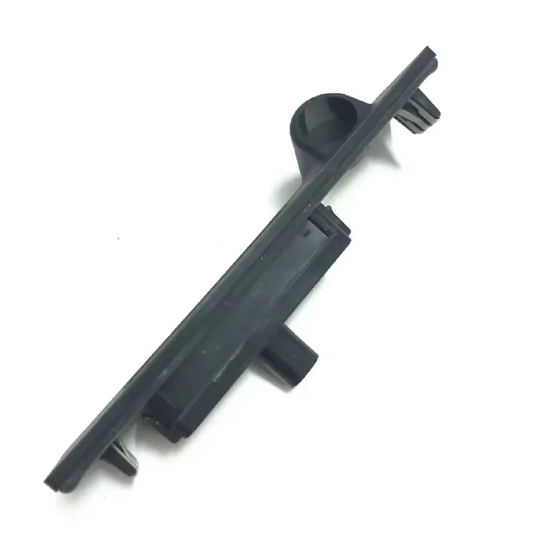 Bouton de Hayon Électrique Tesla Model 3 Model Y 1095949-00-E — vue de profil
