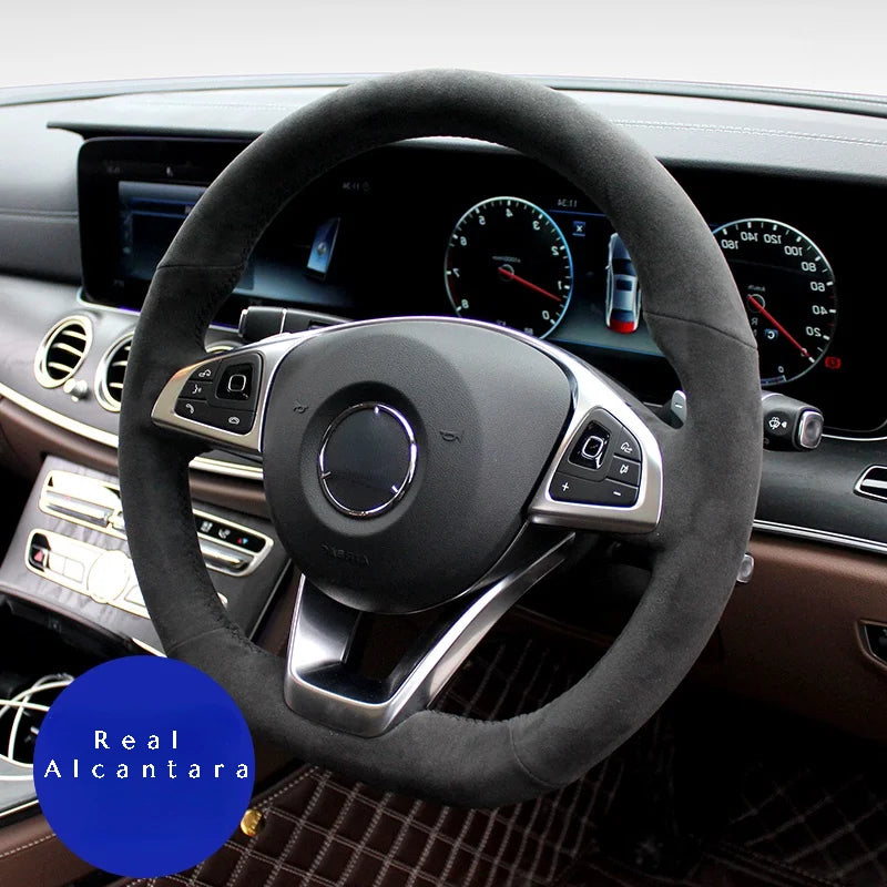 Couvre Volant Alcantara Mercedes W205 R231 GLA 45 — détail de finition