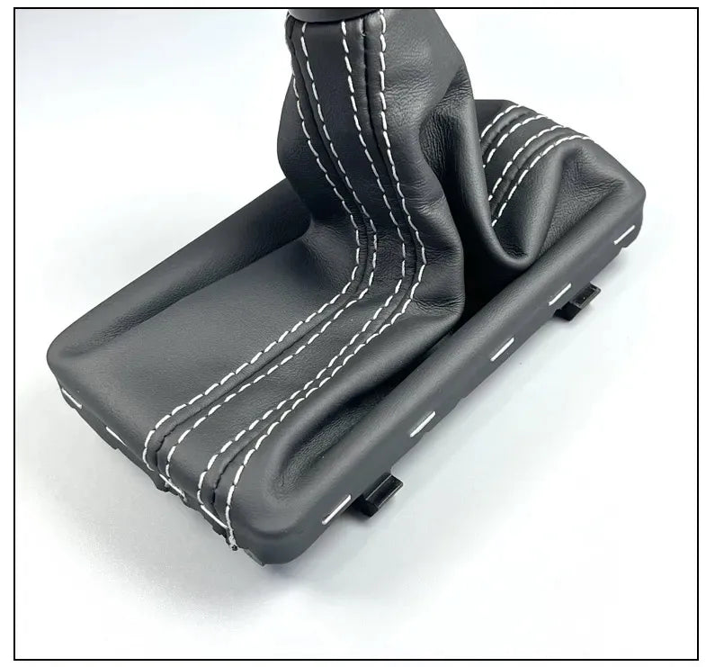 Pommeau de Vitesse Audi A3 8V, A4, A5, A6, A7, Q2, Q3 et Q5 Automatique Aspect Carbone, Version S ou RS