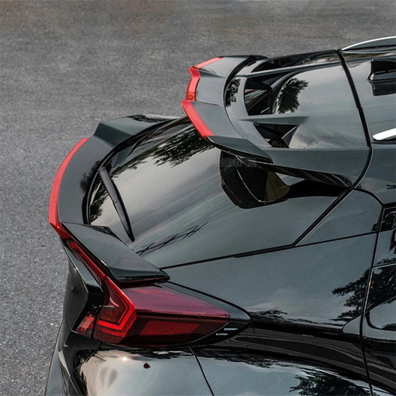 Becquet Toyota C-HR 2016-2020 de Toit ou de Coffre, Noir Brillant, Noir et Rouge ou Noir et Blanc