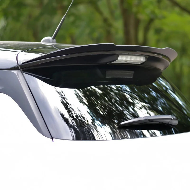 Aileron de Toit Suzuki Swift 6 Sport 2018+ Becquet Arrière de Coffre Noir Brillant ou Aspect Carbone