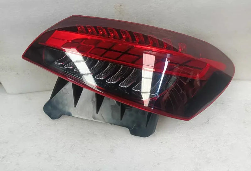 Feux Arrière LED Mercedes Classe E W213 2021-2023 Gauche Droit