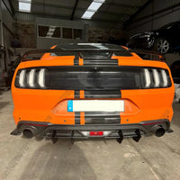 Diffuseur Arrière Ford Mustang 2018-2021 Noir Brillant — détail de finition