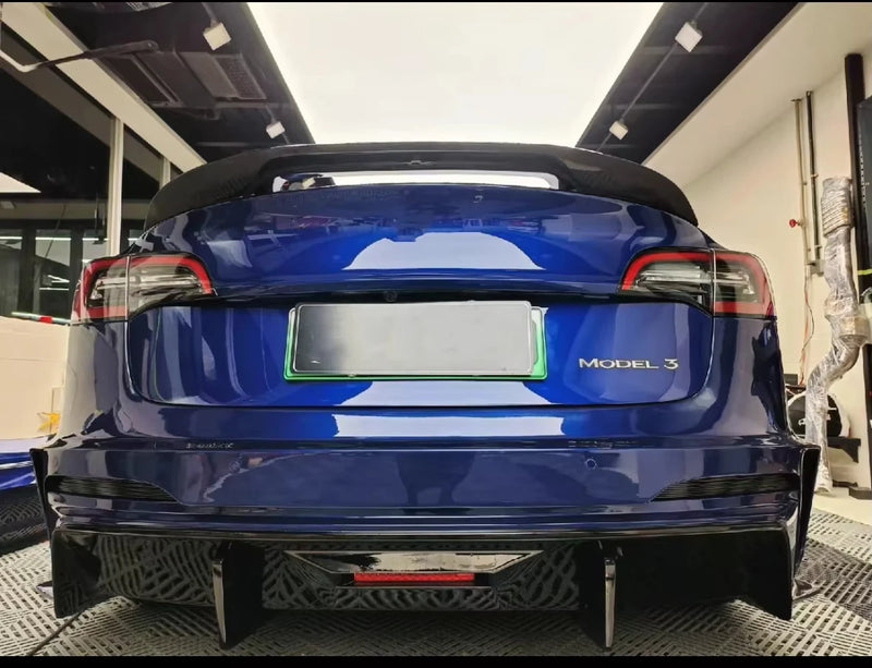 Kit Carrosserie Carbone Style Robot Tesla Model 3 : Spoiler de Pare-Chocs Arrière et Diffuseur