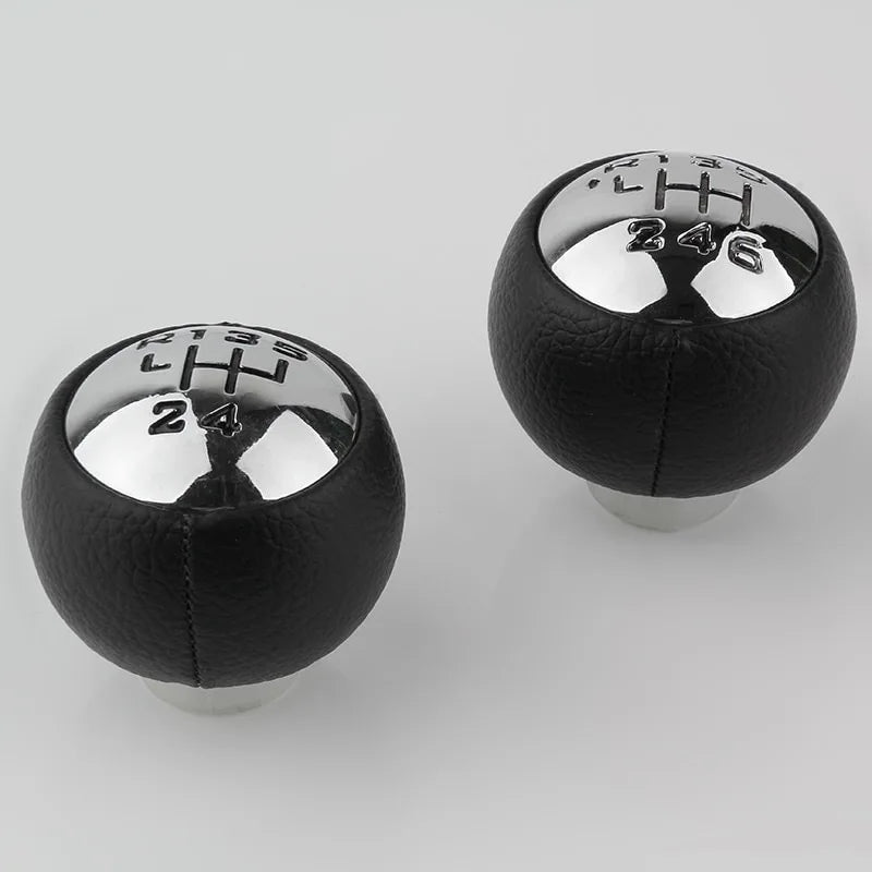 Pommeau de Levier de Vitesse Peugeot 307 308 3008 407 5008 807 et Citroën C3 C4 C8, 5 ou 6 Vitesses, Tête Chromée Cuir PU Noir
