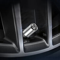 Bouchons de Valve Volkswagen Golf GTI R Line Métal 3D — gros plan