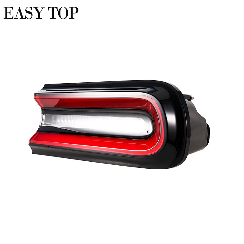 Feu arrière LED complet version US pour Dodge Challenger 2015-2023 – Droit ou gauche, lentille fumée