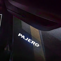 Projecteur de Porte LED Mitsubishi Pajero V80 V87 V93 V97 2007-2018 Lumière de Bienvenue 2 Pièces
