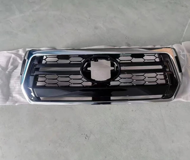 Calandre Avant de Course en Maille Toyota Hilux Revo Rocco 2018-2020 Chromée et Noire