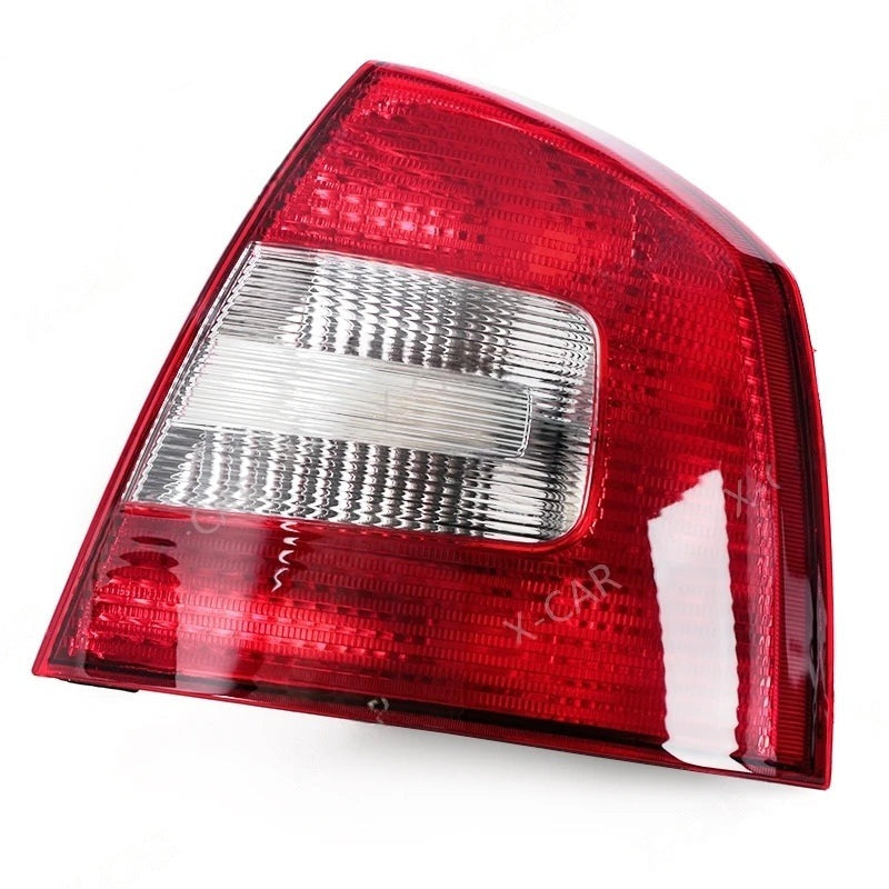 Feux Arrière Skoda Octavia 2 A6 Berline 2009-2013 Gauche Droit 1Z5945111B