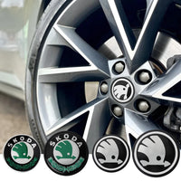 Cache-Moyeux Skoda 55 ou 65 mm Lot de 4 Logo de Roue pour Kodiaq Fabia Kamiq Karoq Octavia A5 A7 Rapid Scala