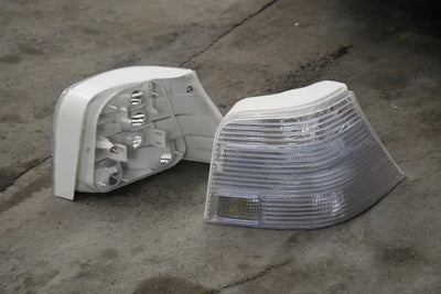 Feux Arrière Blancs Volkswagen Golf 4 Stop Transparents