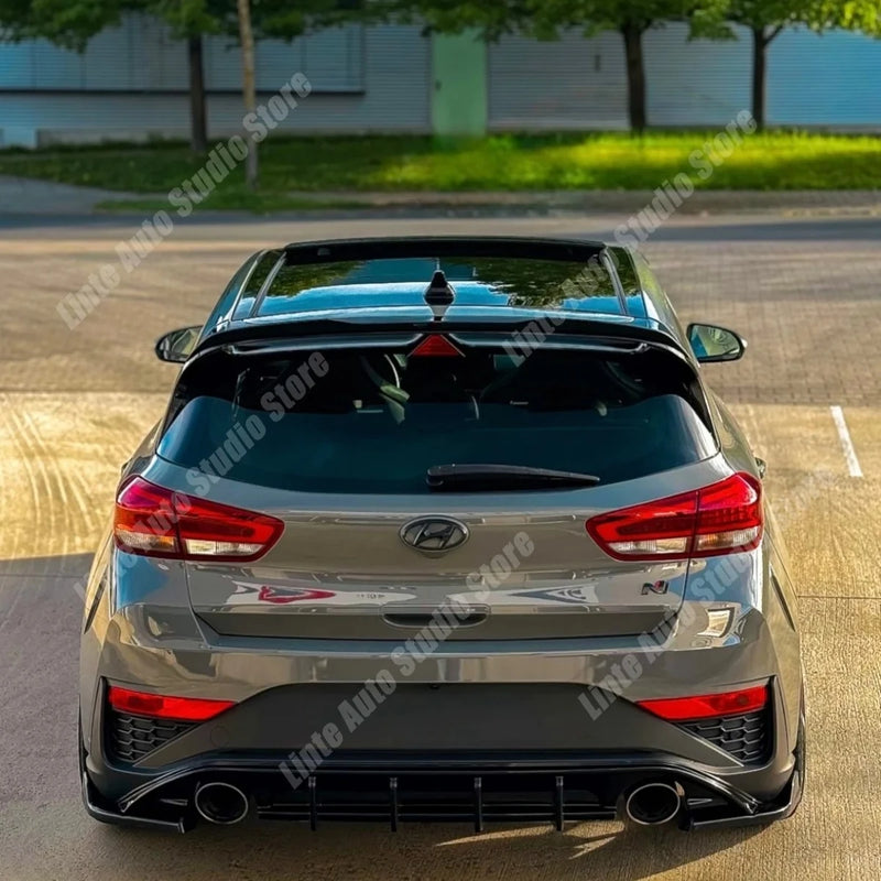 Becquet Arrière Hyundai i30 N Hatchback Mk3 et Mk3 Facelift 2017-2025 en ABS Noir Brillant, Look Sportif Tuning