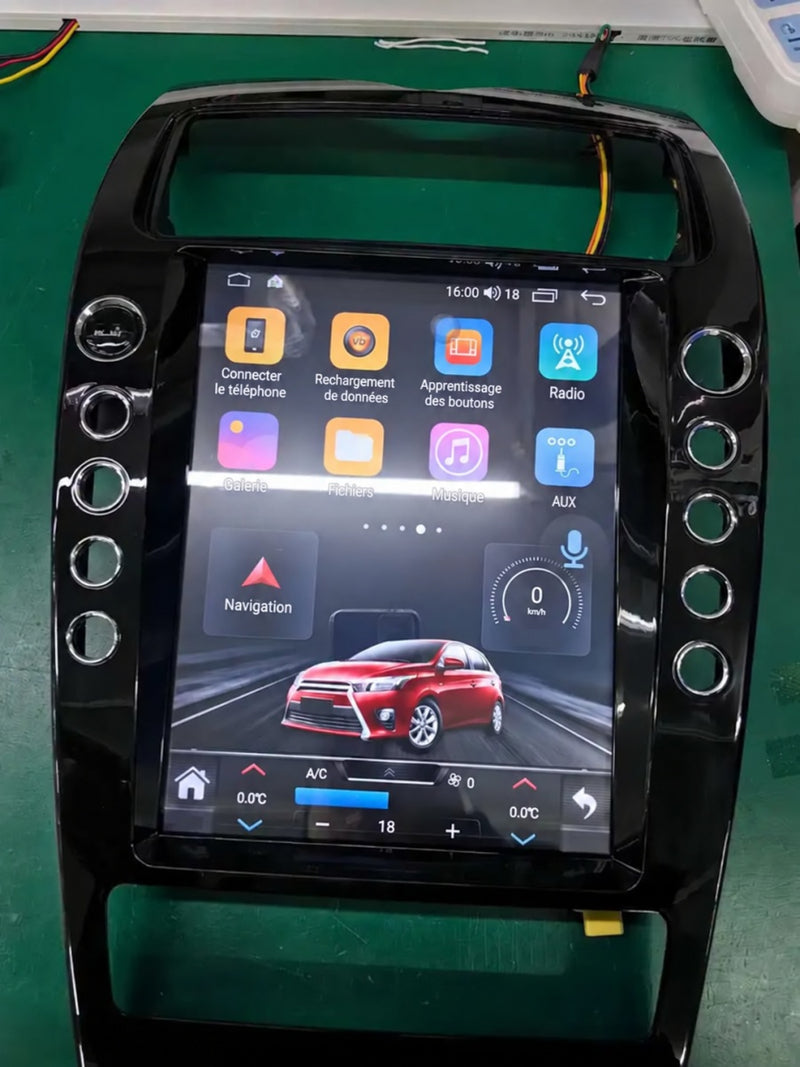 Autoradio Android 14 Écran Vertical 12,1 Pouces Maserati Quattroporte 2004-2012 CarPlay GPS