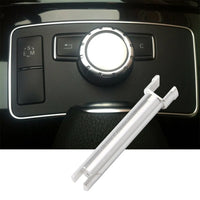 Bouton de Commande Multimédia Mercedes W204 W212 W218 — gros plan