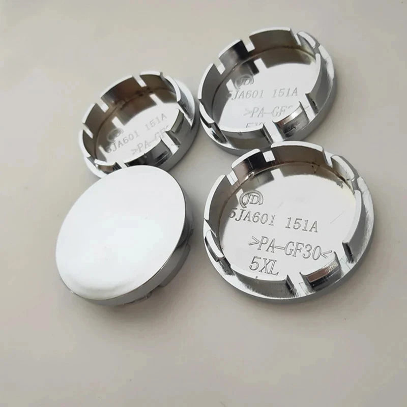 Cache-Moyeux Universels 56mm ABS Noir ou Argent — gros plan