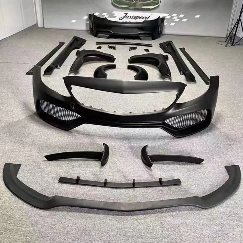 Kit Carrosserie Large en FRP Mercedes Classe C Coupé W205 C63 C43 : Pare-Chocs, Ailes et Jupes Latérales