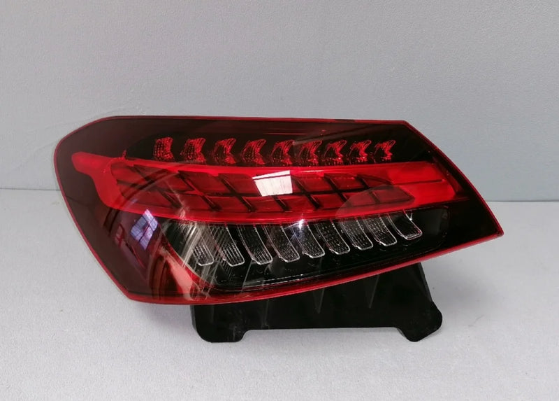 Feux Arrière LED Mercedes Classe E W213 2021-2023 Gauche Droit