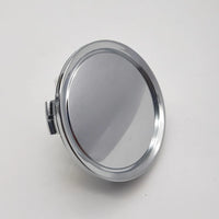 Cache-Moyeux Universels 75mm ABS Noir ou Argent — gros plan
