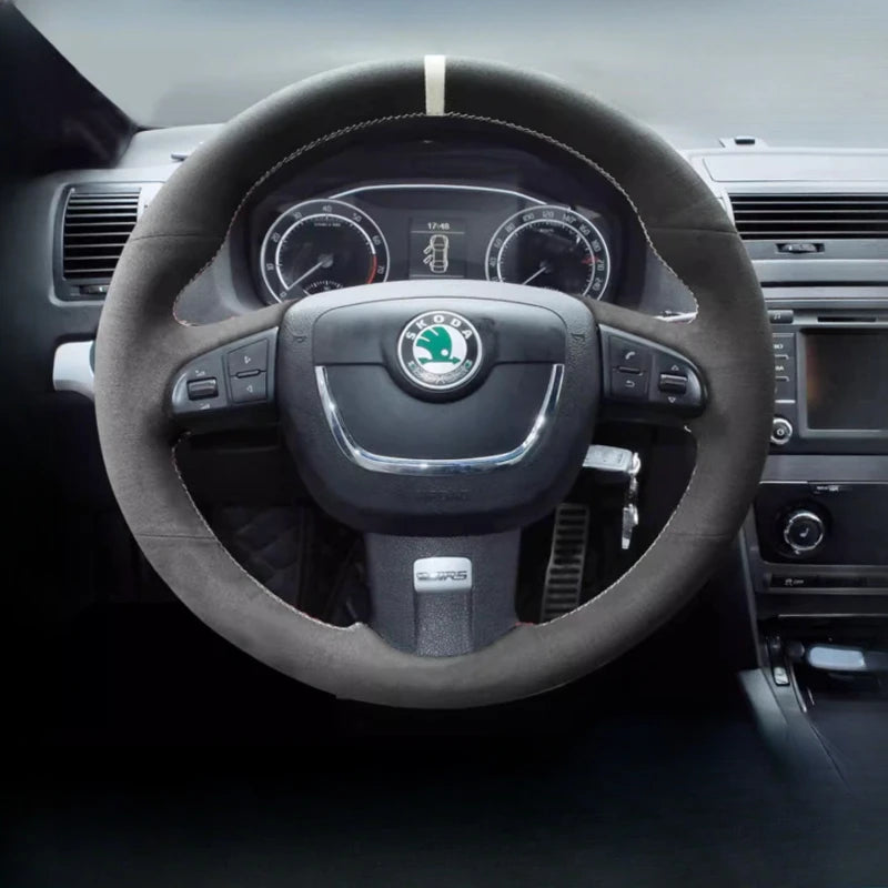 Couvre Volant Skoda Octavia RS, Superb, Yeti, Kodiaq, Rapid Spaceback, Cuir et Carbone à Coudre