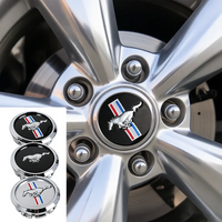 Cache-Moyeux Ford Mustang Shelby Focus Ranger Kuga 68mm — gros plan