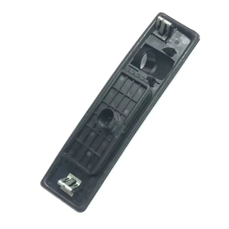Bouton de Hayon Électrique Tesla Model 3 Model Y 1095949-00-E — vue arrière