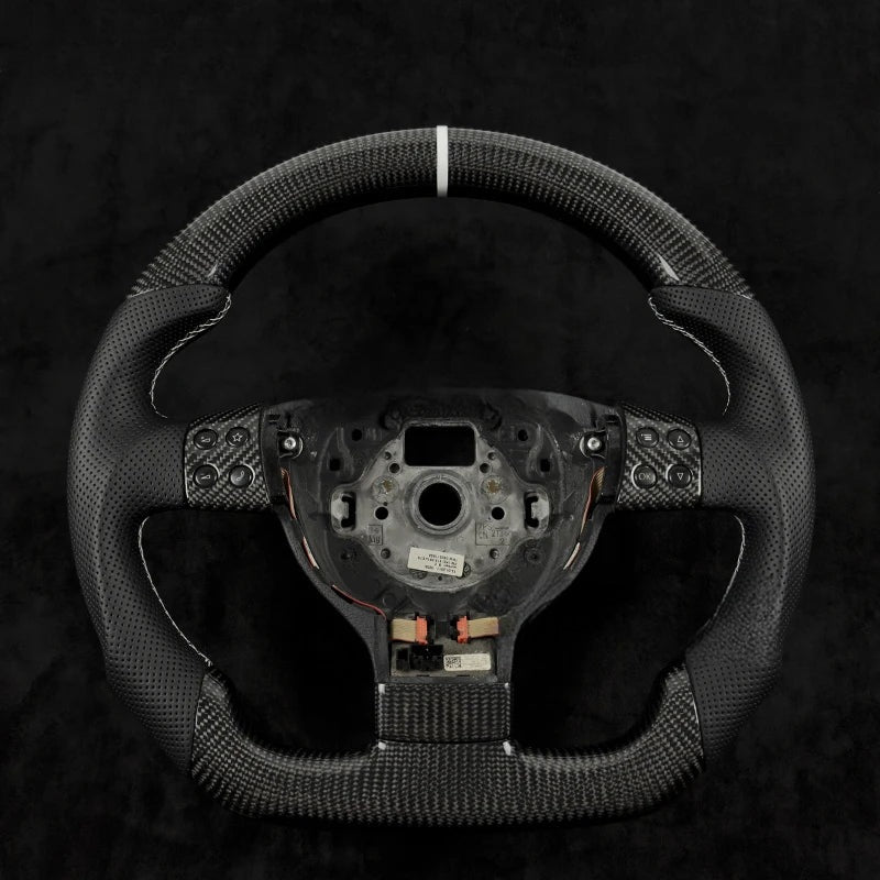 Volant Carbone Volkswagen Golf 5 GTI R32 (1K) 2003-2009 Plat en Bas Cuir Perforé