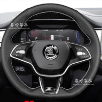 Couvre Volant Skoda Octavia et Karoq 2021-2023, Cuir Véritable ou Suédine, à Coudre