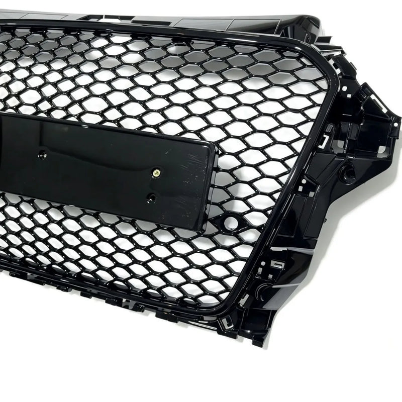 Calandre Audi A3 8V RS3 Sans Logo 2014-2016 — vue de profil