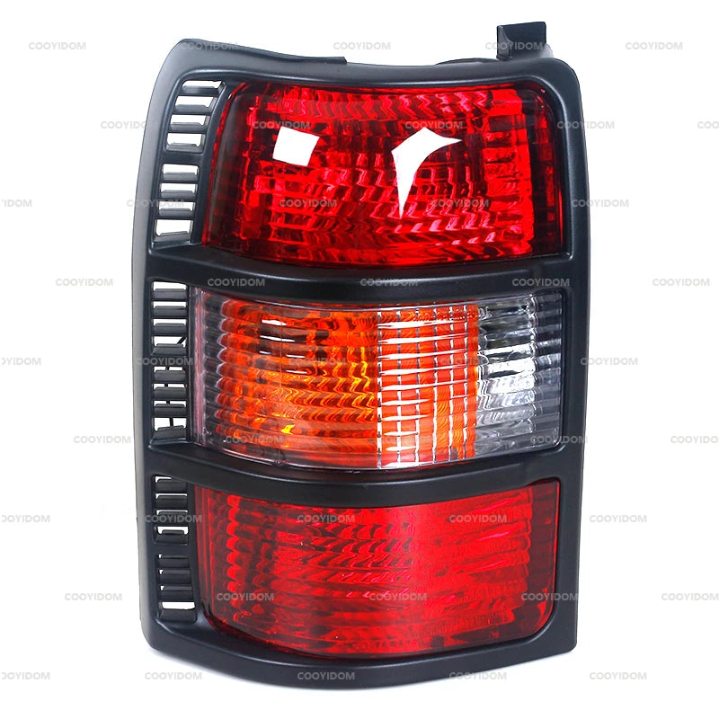 Feux Arrière Mitsubishi Pajero V31 V32 V33 1993-1997