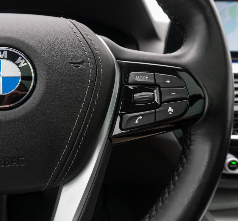https://cdn.shopify.com/s/files/1/0565/4957/2747/files/Set-de-boutons-de-remplacement-pour-volant-multifonction-BMW-X4-G02-2018-a-2022.jpg?v=1761600873