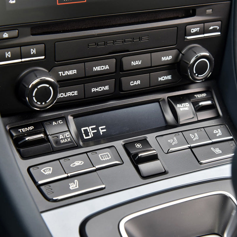 https://cdn.shopify.com/s/files/1/0565/4957/2747/files/boutons_volume_porsche_cayenne2.jpg?v=1766857612