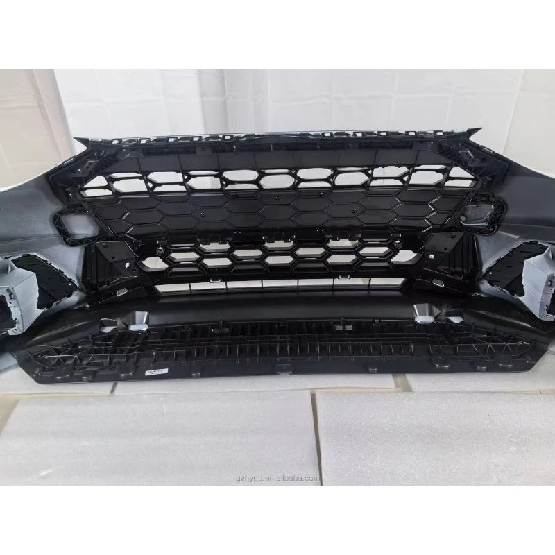 Pare-Chocs Avant Complet avec Calandre Nid d'Abeille Style RS4 Audi A4 S4 B9 2017-2019