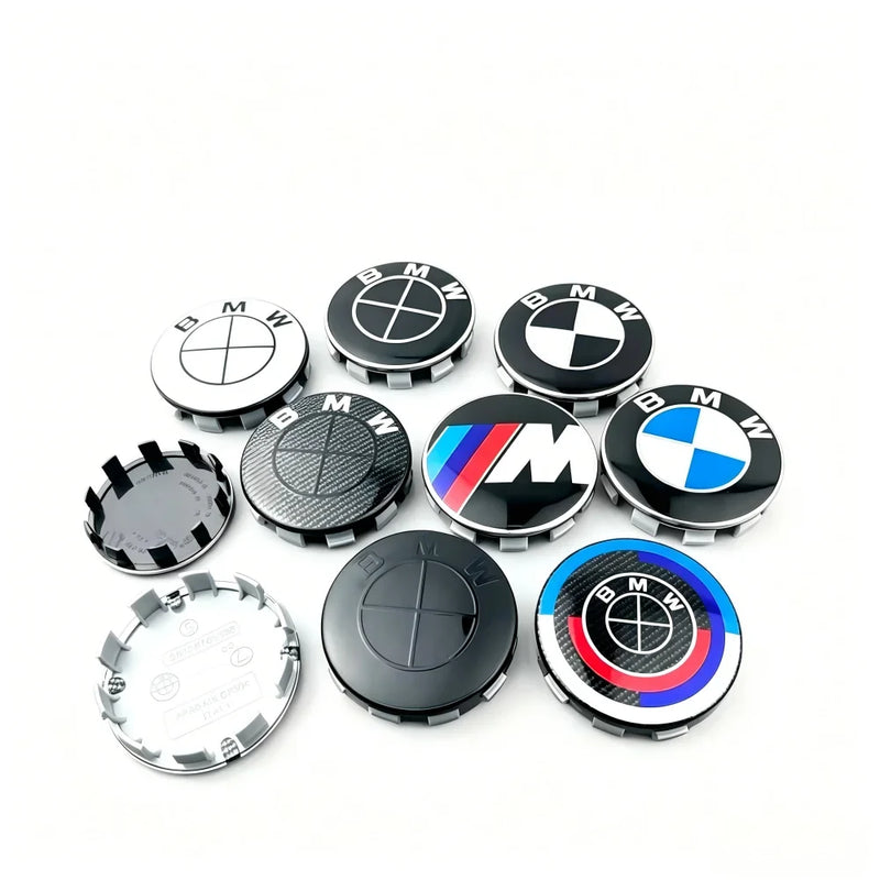 Ensemble des finitions de cache-moyeux BMW : bleu et blanc, noir et blanc, carbone, logo M