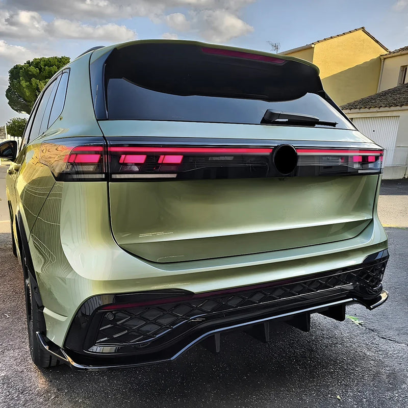 Diffuseur de Pare-Chocs Arrière Volkswagen Tiguan MK3 R-Line 2024-2025 Noir Brillant ou Aspect Carbone
