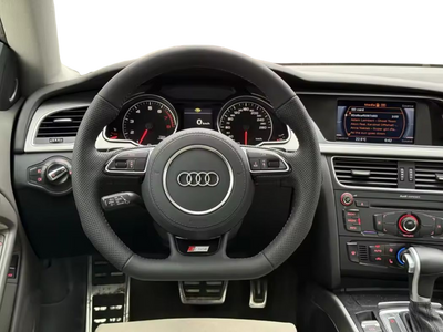 https://cdn.shopify.com/s/files/1/0565/4957/2747/files/Volant_Audi_A4_S4_B8_Steering_wheel4.png?v=1772366734
