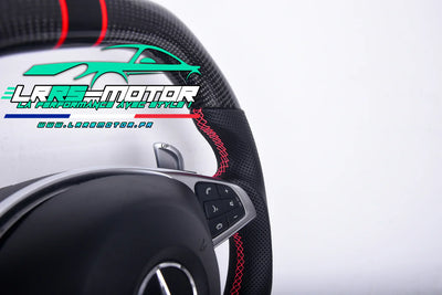 https://cdn.shopify.com/s/files/1/0893/0259/7955/files/Volant_Mercedes_CLA_AMG_fibre_de_carbone_img_6_-_www.lrrsmotor.fr_40598f02-39fd-4b80-b574-c41bc6126cb3.webp?v=1729617350