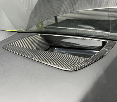 Affichage Tête Haute Fibre Carbone BMW G80 G82 - vue de trois-quarts - Becquet Voiture