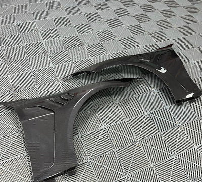 Aile Avant Carbone BMW G80 G82 M3 M4 - vue de profil - Becquet Voiture