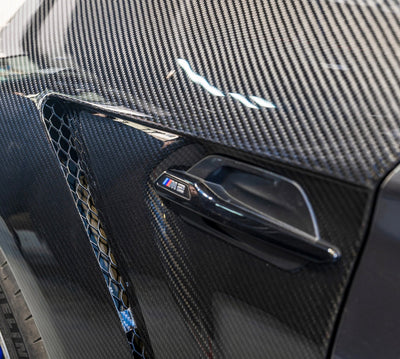 Aile KB Carbone Sèche BMW M2 F87 - vue arrière - Becquet Voiture