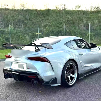 Aileron Arrière Carbone Toyota Supra A90 A91 MK5 2019+ - installé sur véhicule - Becquet Voiture