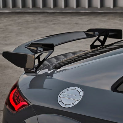 Aileron Arriere Carbone TTRS Style Audi R8 - vue de profil - Becquet Voiture